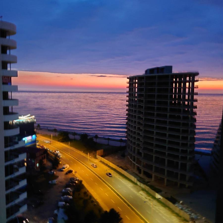 Апартаменты Bat Towers Studia Батуми Экстерьер фото